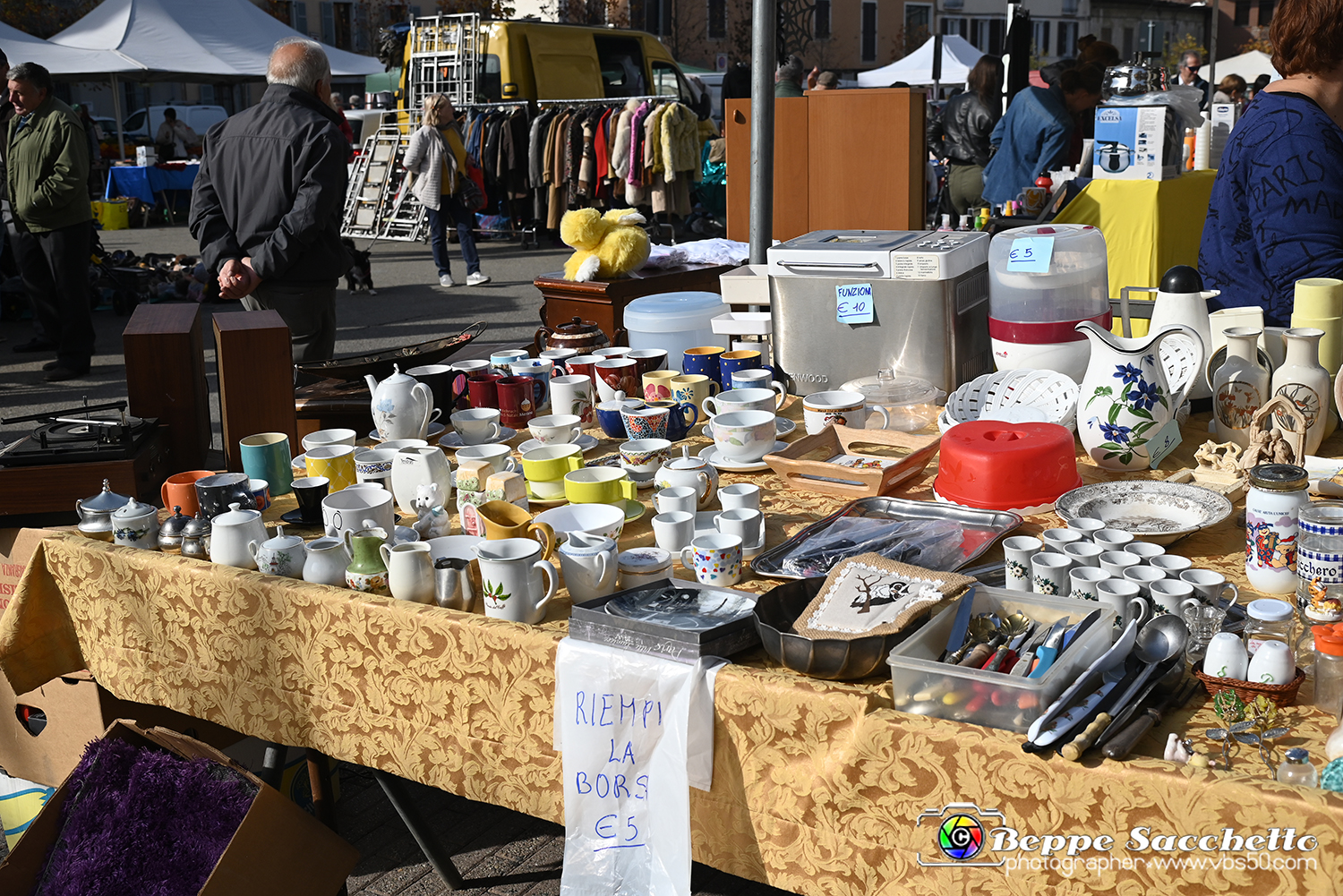 VBS_8242 - Mercatino dell'Antiquariato e dell'Hobbismo.jpg